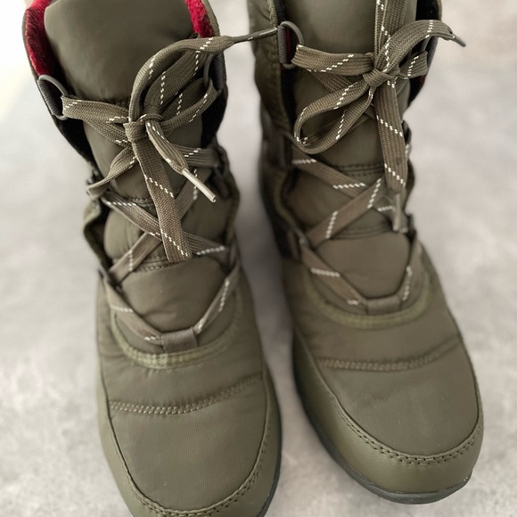 Sorel Winter Boots - Picture 5 of 7